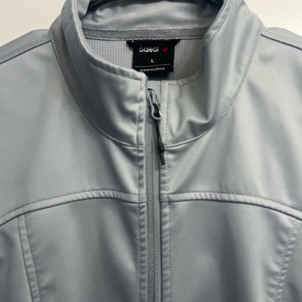 Women's Windproof Softshell Vest - image 1